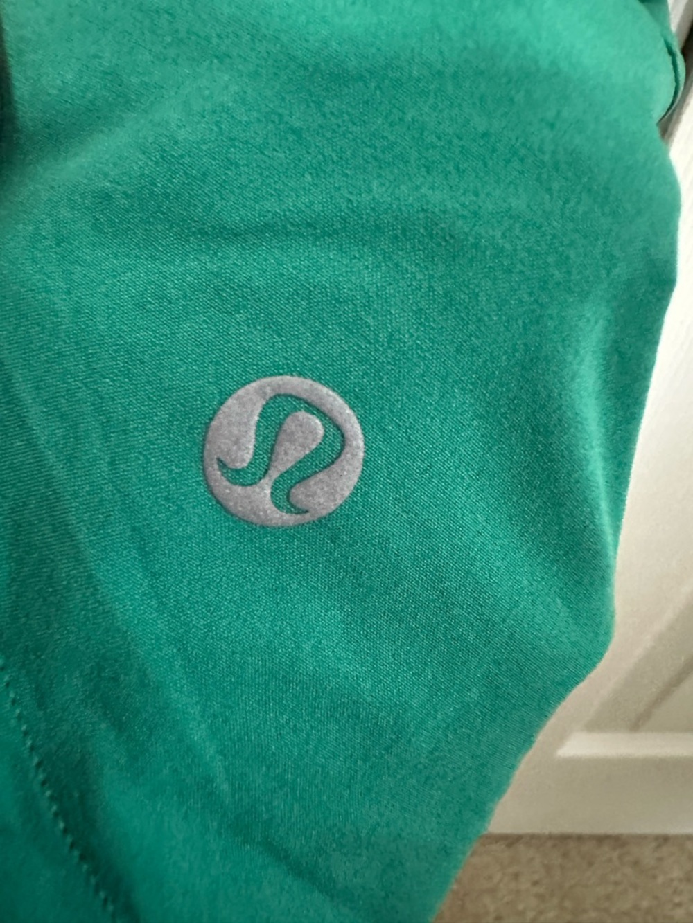 Lululemon Speed Up High-Rise Lined Short 4" in Cascadia Green Size 18 EUC - Picture 3 of 6